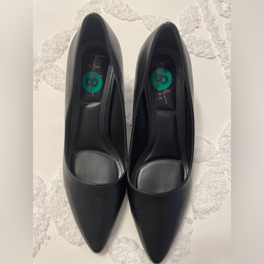 Nicole Miller Black Pointed Toe Pumps